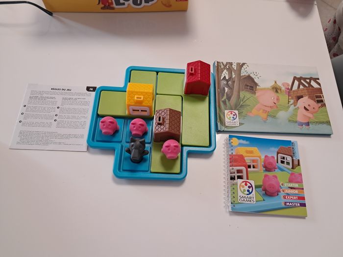 Jeu casse tete 3 petits cochons