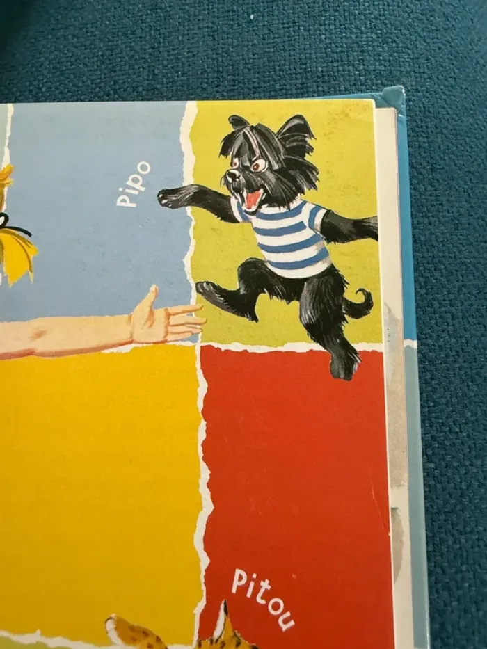 Livre compliqué à trouver album Hachette Jeunesse : Caroline en Russie - photo numéro 2