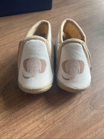 Chausson bébé pointure 19