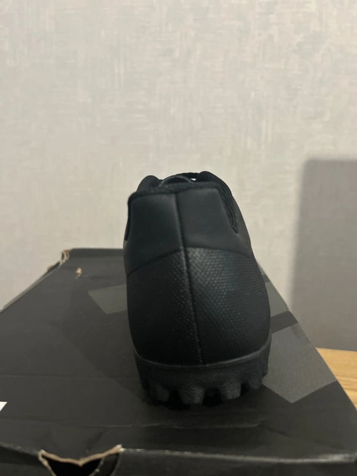 Chaussures de football Adidas terrain synthétique grande taille 47 - photo numéro 5
