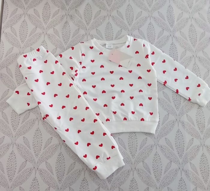 Ensemble fille de 2 à 3 ans