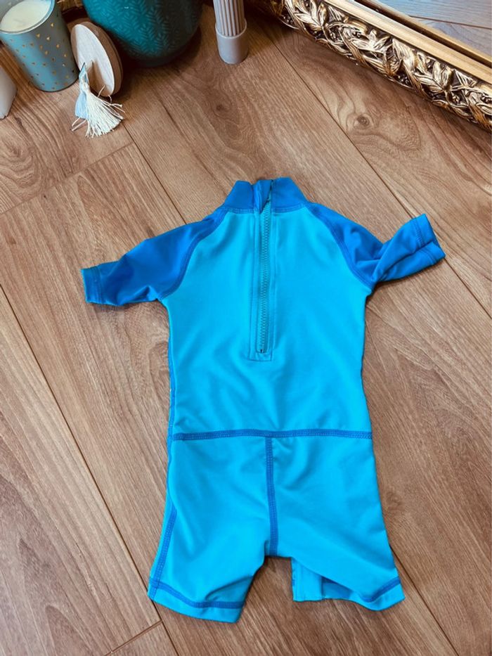 Taille 6 mois combinaison maillot de bain anti un garçon Olaian Bleue * mer * 💙 - photo numéro 5