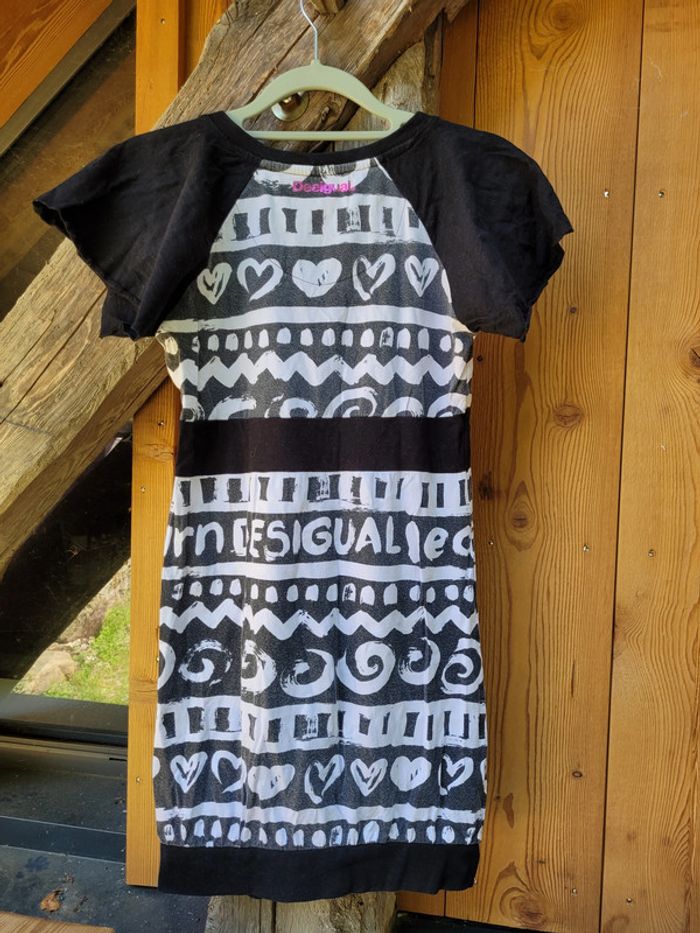 Magnifique robe Desigual, noire et blanche, motifs colorés, 11/12 ans - photo numéro 5