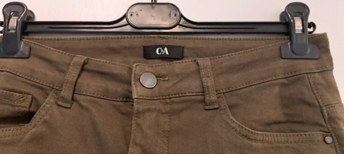 Jeans kaki, C&A, taille 40 - photo numéro 2