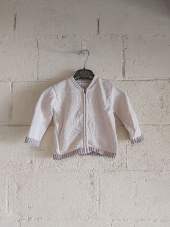 Gilet Kitchoun Taille 18 mois
très bon état