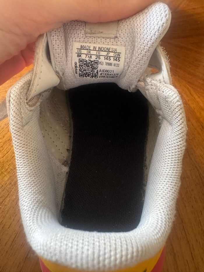 Baskets Adidas Mickey taille 25 - à scratchs - photo numéro 8