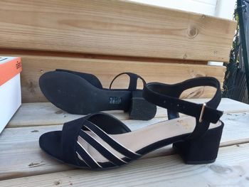 Chaussures neuves 41