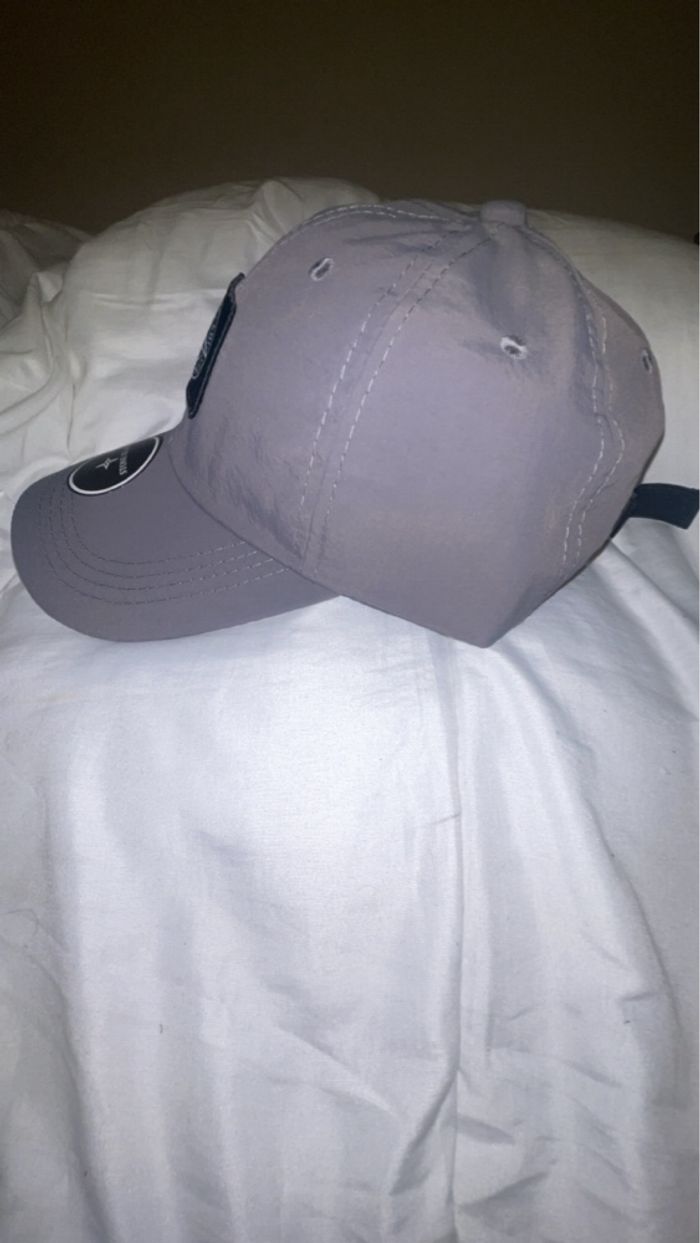 Casquette stone island - photo numéro 2