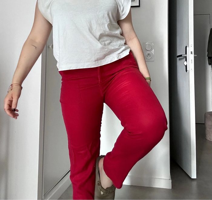 Pantalon fluide rouge en lin – Taille 38 Coupe droite | Fermeture boutonnée | Très bon état - photo numéro 4