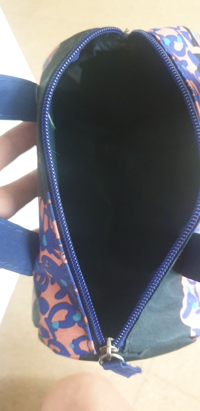 Petit sac fleuri neuf - photo numéro 4