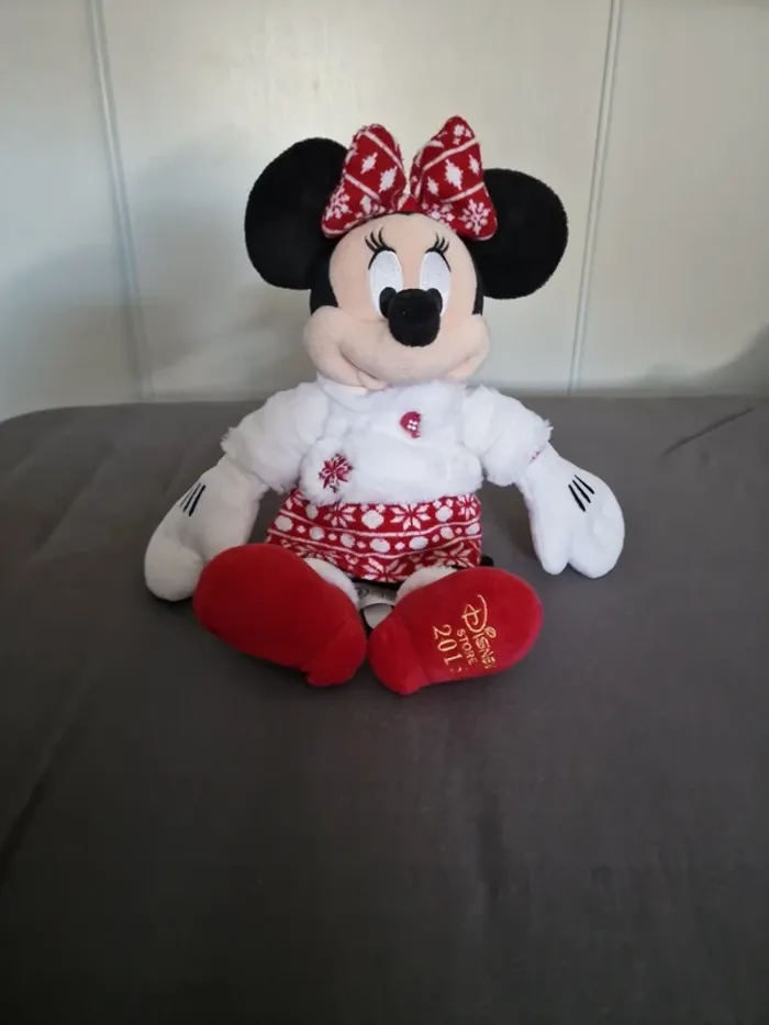 Peluche Collector Minnie disney store 2015