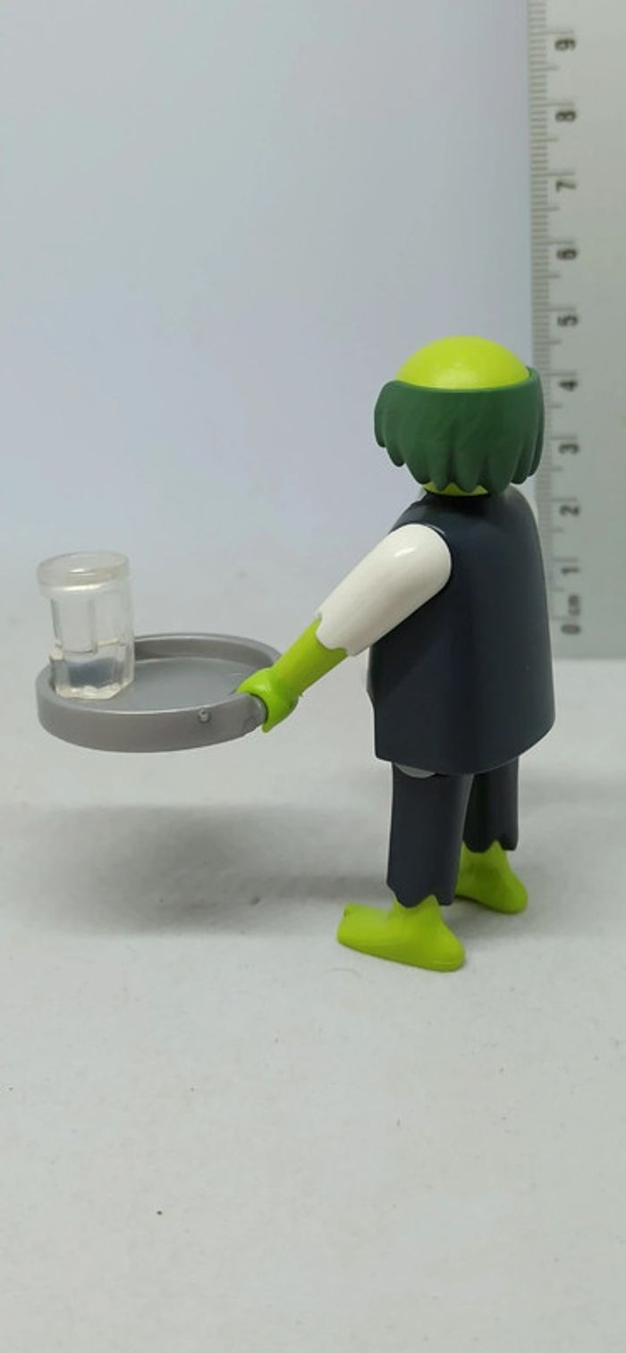 Homme zombie avec plateau playmobil - photo numéro 3