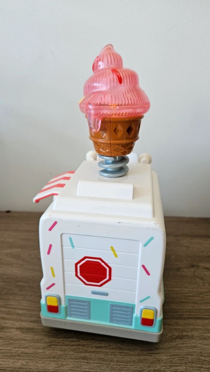 Jessie Super Camion de glaces, Tut tut Cory bolides - photo numéro 3
