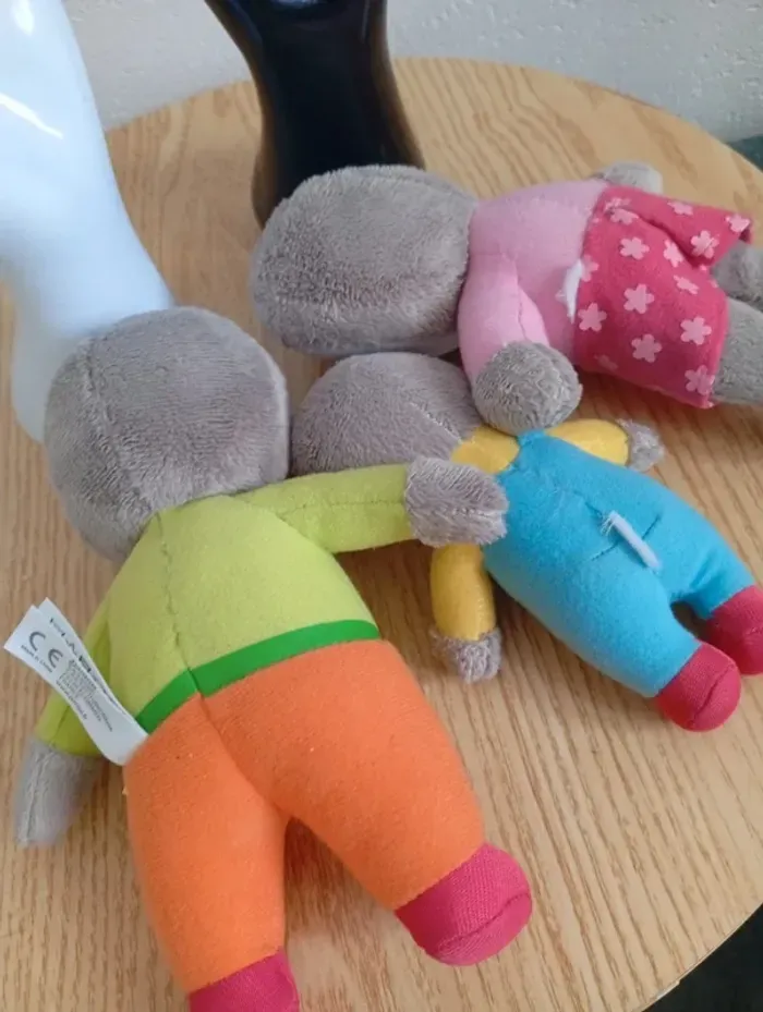 Lot peluches T'choupi et ses parents dessin tchoupi et doudou - photo numéro 5