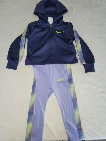 Ensemble jogging nike fille 24 mois