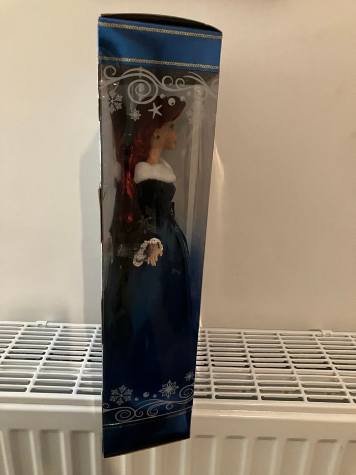 Poupée Ariel édition spécial holiday 2000 non déboxer - photo numéro 6