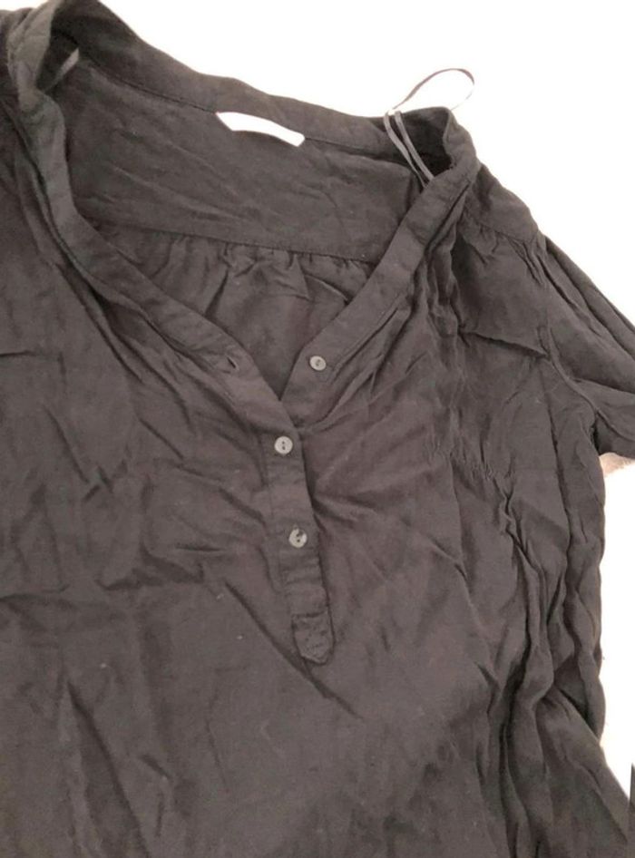 Chemise noir - photo numéro 2