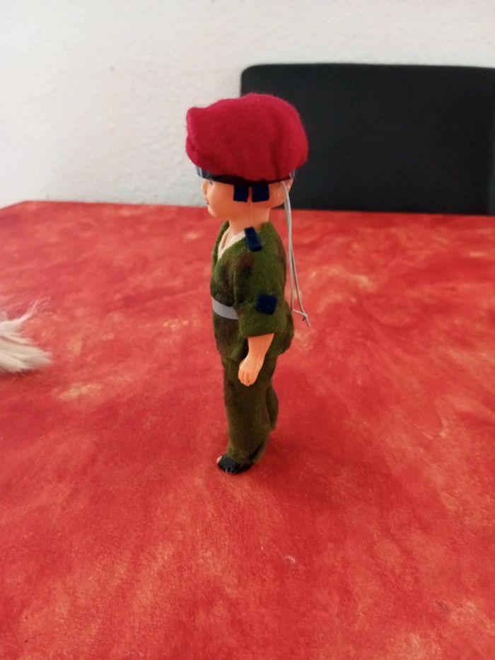 Soldat militaire ancien en très bon état - photo numéro 3