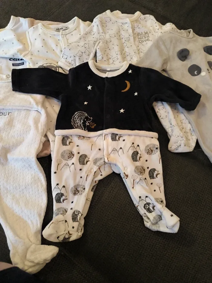 Lot 8 pyjamas - photo numéro 4