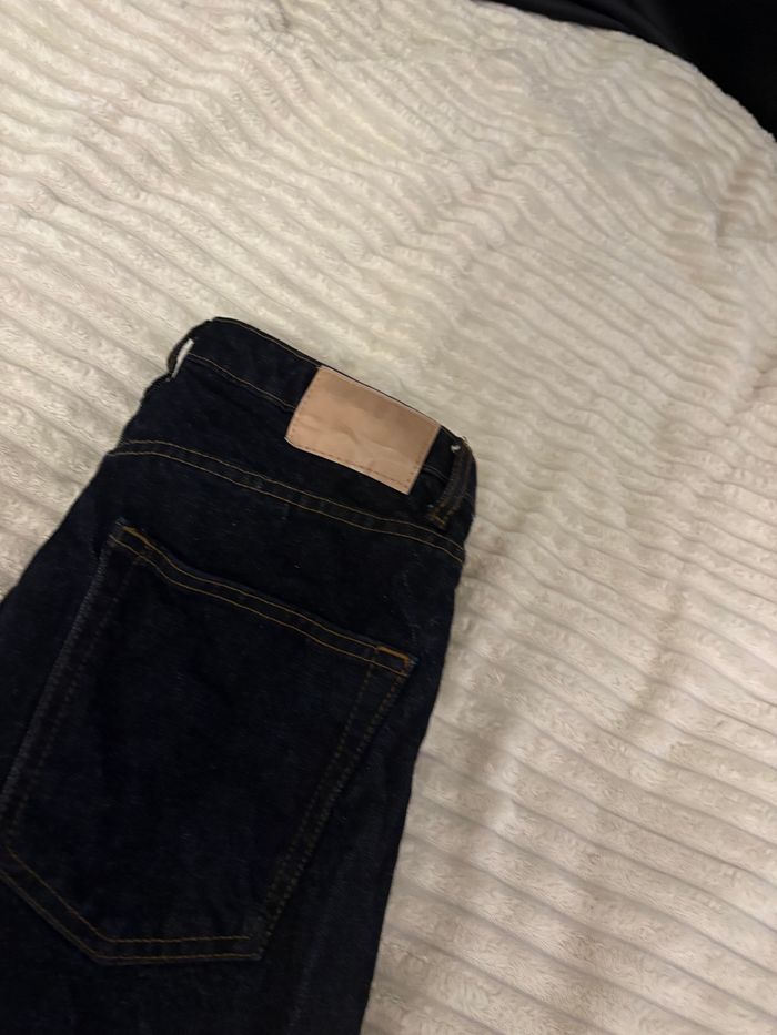 Jeans neuf - photo numéro 2