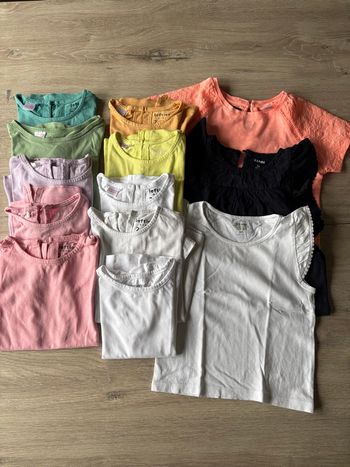 Lot de 13 t-shirts courtes manches unis