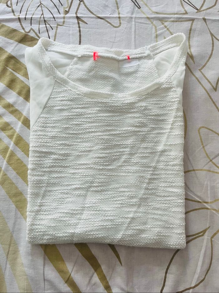 Tee shirt