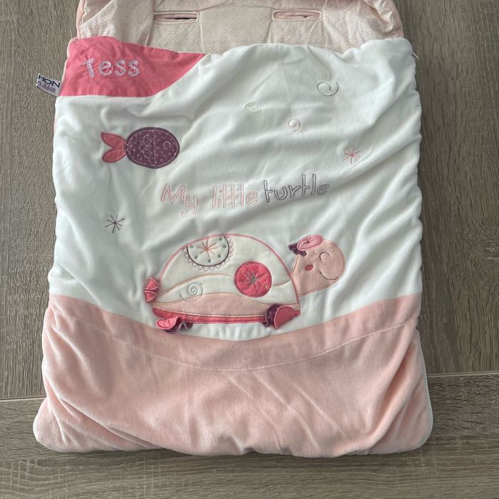 Gigoteuse rose et blanche  Sautron - photo numéro 2