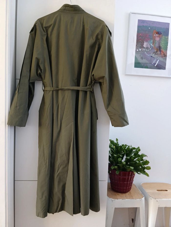 Trench kaki vintage
Taille 42 - photo numéro 4
