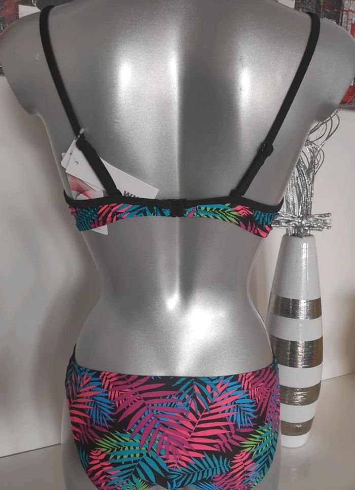 Maillot de bain floral T40/80C - photo numéro 3
