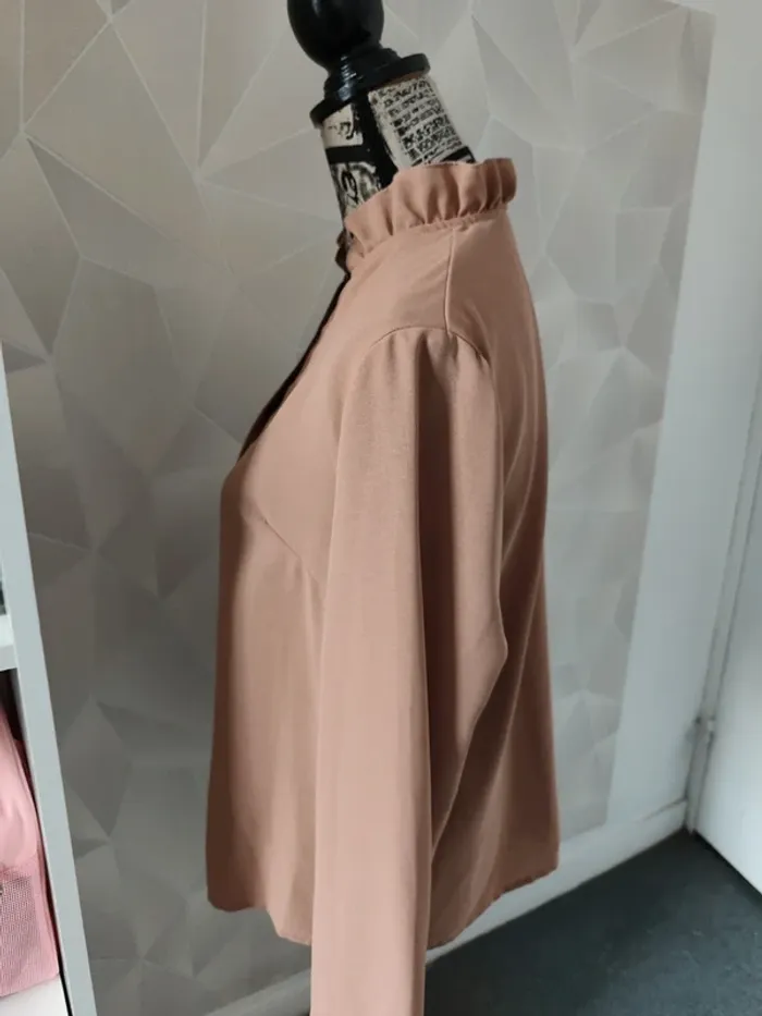 Blouse beige - photo numéro 4
