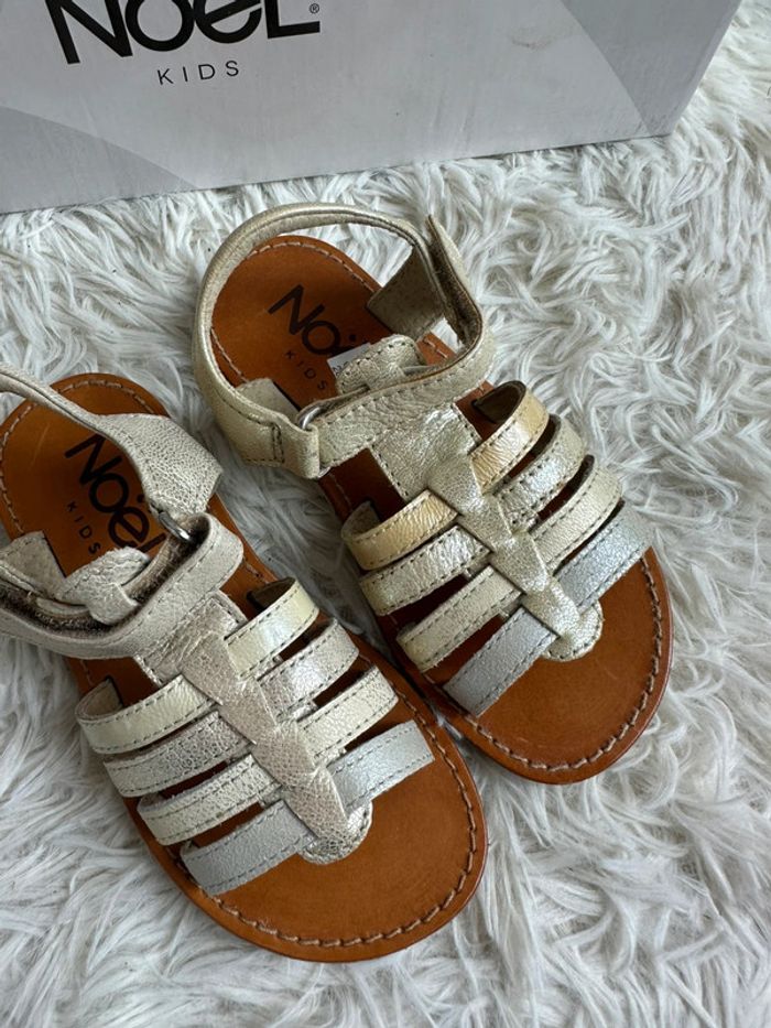 Paire de sandales Noël kids taille 28 - photo numéro 3