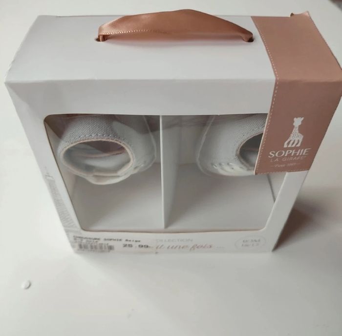 Chaussures pour bébé Sophie la girafe de 0-3 mois ou 16-17, Trois kilos sept - photo numéro 6