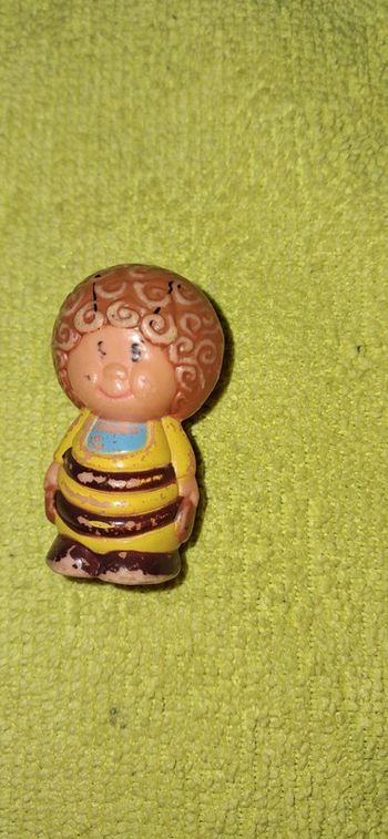 Personnage vulli arbre ruche merveilleuse