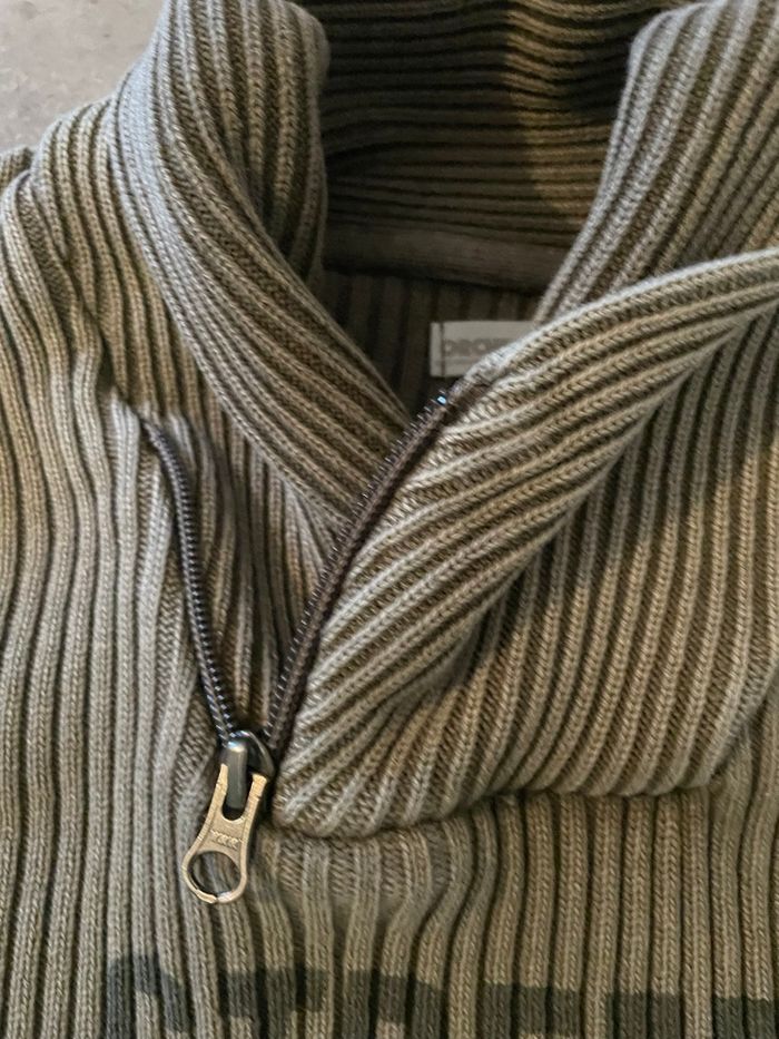 Pull 8 ans - photo numéro 4