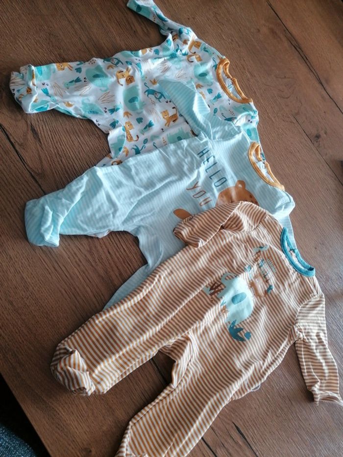 3 pyjamas été mi-saison 1 mois