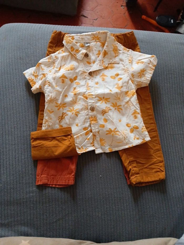 Deux pantalons et une chemise manche courte - photo numéro 8