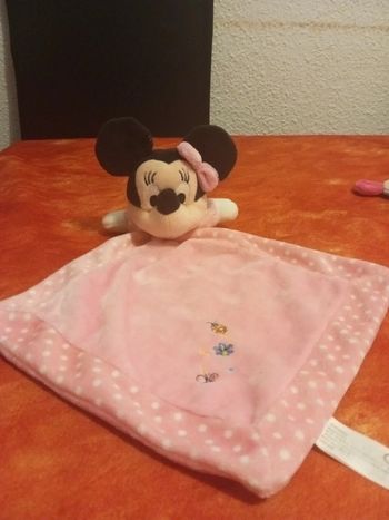 Doudou plat carré Minnie, Disney Nicotoy