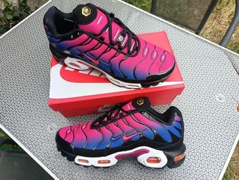 Baskets Nike tn taille 43 Fc Barcelone