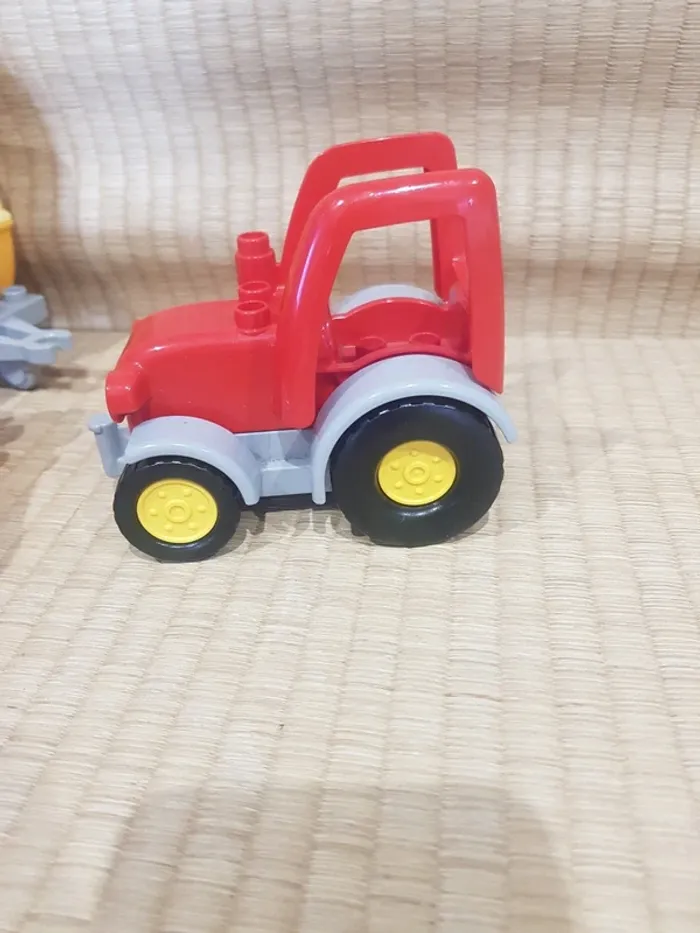 Tracteur et van à chevaux lego duplo - photo numéro 3