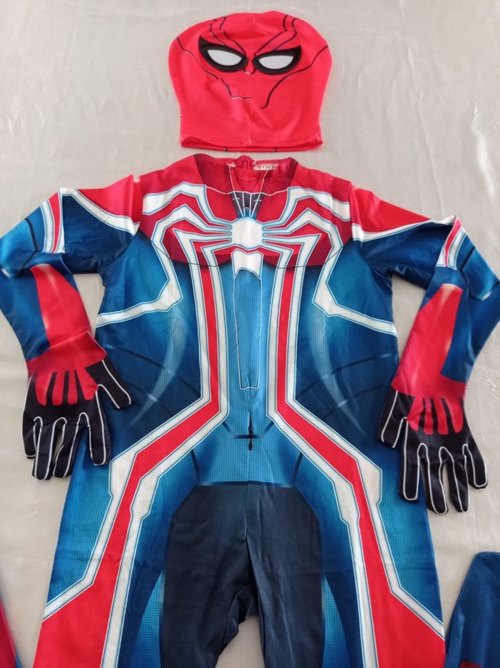 Déguisement combinaison spiderman multicolores 7-8ans - photo numéro 4