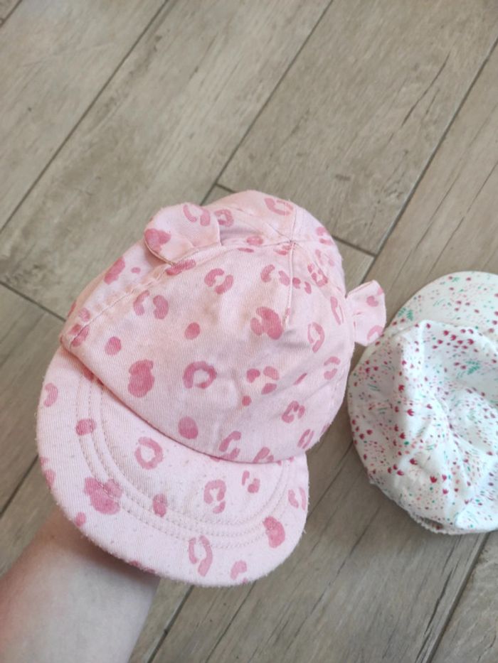 Lot de 2 casquettes fille 6/12 mois - photo numéro 4