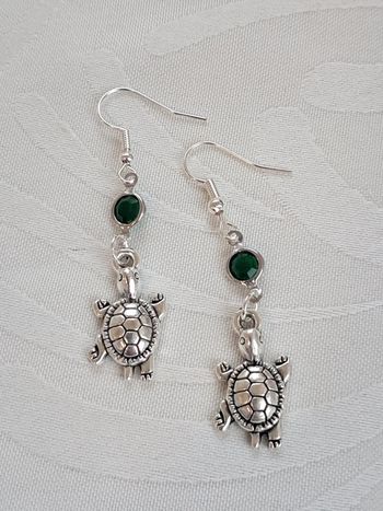 Boucle d'oreille tortue vert