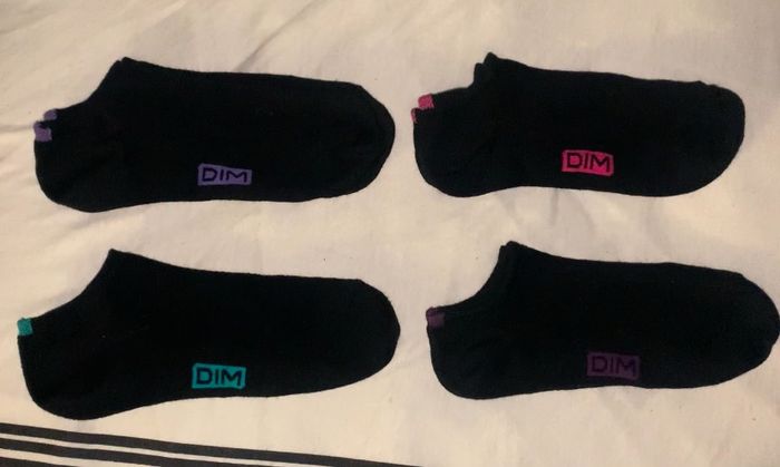 4 paires de socquette noir marque DiM