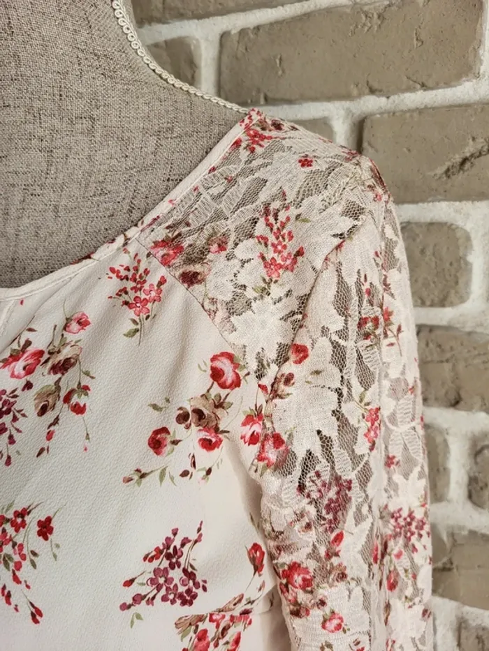 Robe fleuri dos et manches en dentelle - Romantique bohème - photo numéro 4