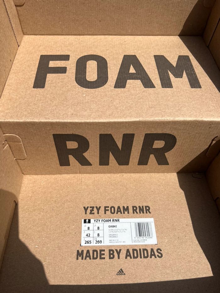 Yeezy Foam RNR Mx Cinder (marron, noir, bleu) - taille 42 - photo numéro 5