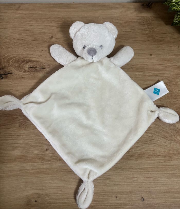 Neuf doudou plat losange ours blanc crème tex baby