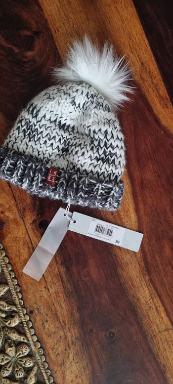 Bonnet bébé Ikks T/ 39 (1-6 )mois neuf 