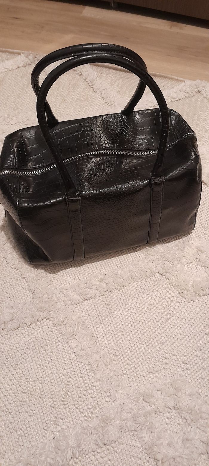 Sac à main noir avec motifs à écailles - photo numéro 3