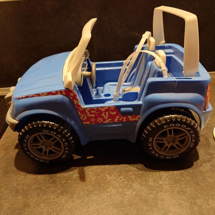 Jeep de Barbie - photo numéro 3