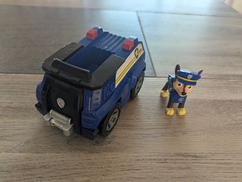 Figurines paw patrol chase chien policier et son véhicule